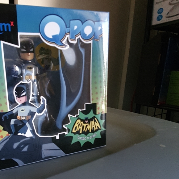 Batman Q-Pop Figure - Picture 2 of 4